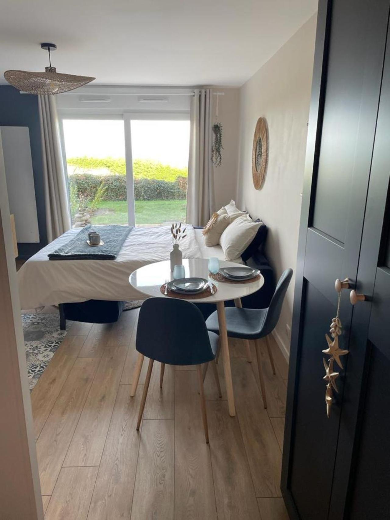 Bienvenue Au Studio L'Escale Bleue Avec Vue Mer Et Sur Le Cap Frehel Saint-Cast-le-Guildo Bagian luar foto
